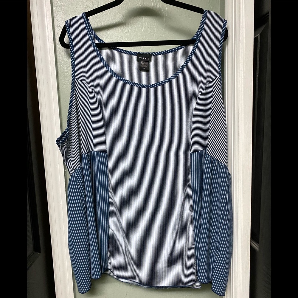 Torrid size 3 tank